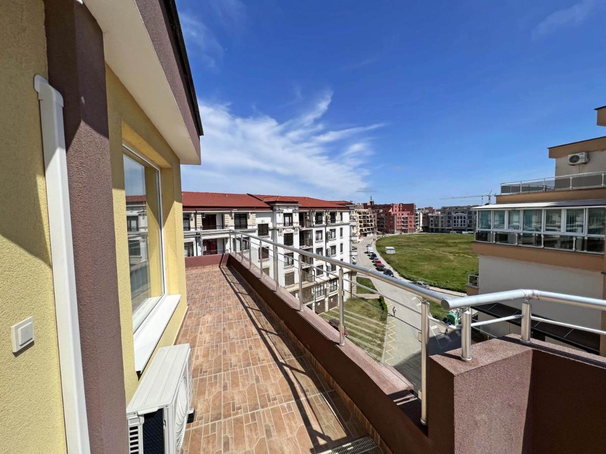 Valemar Apartments Pomorie Luaran gambar