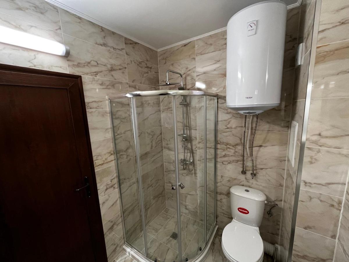 Valemar Apartments Pomorie Luaran gambar