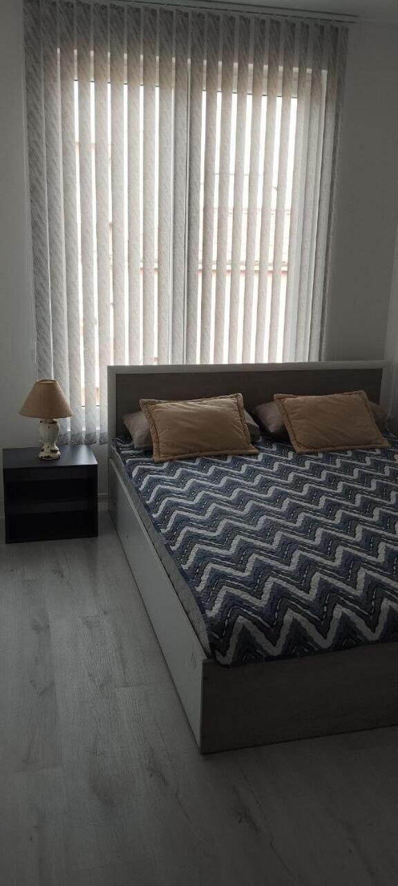 Valemar Apartments Pomorie Luaran gambar